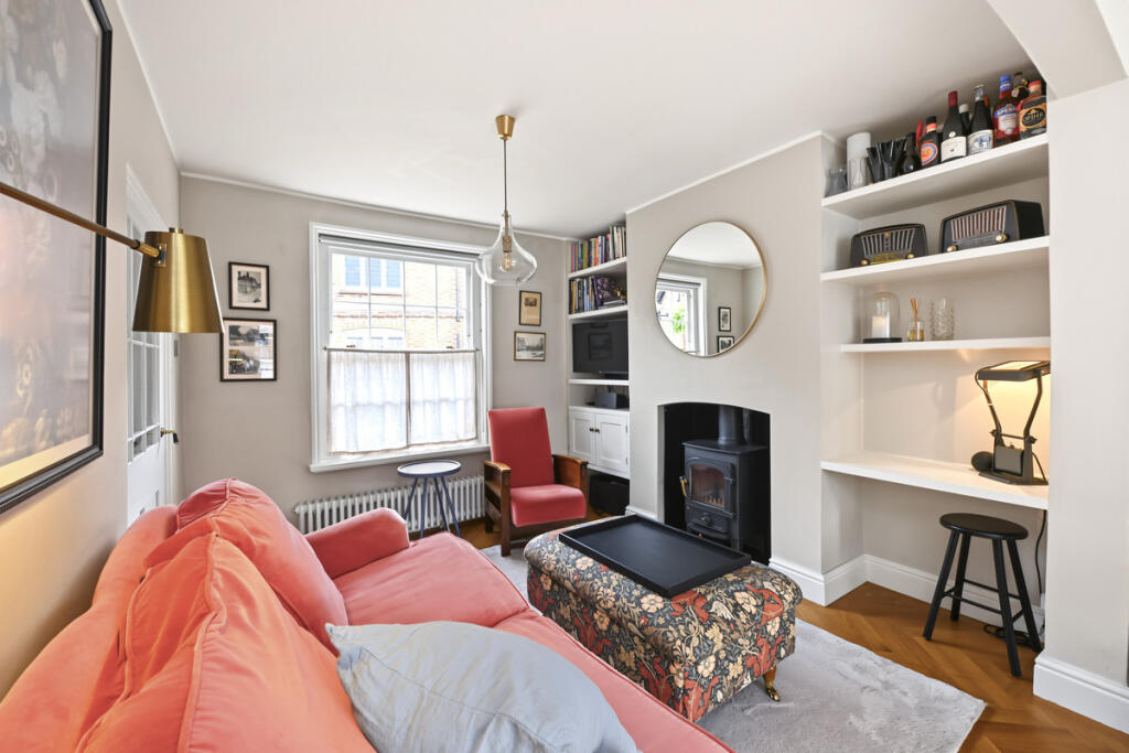House in Hemel Hempstead - More
