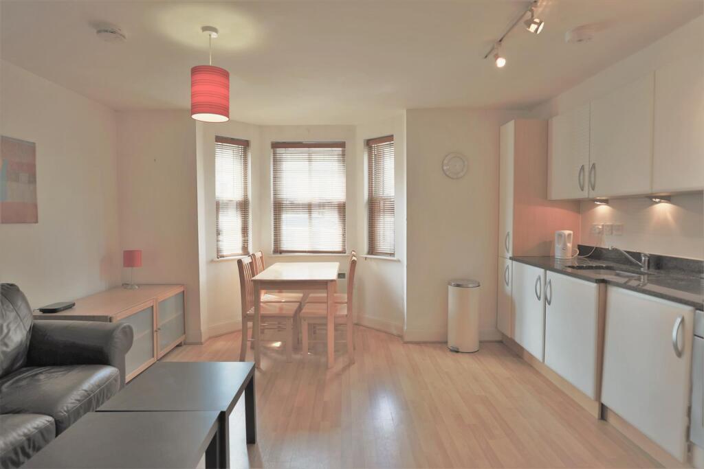 Apartment in Oxford, St Clement's, East Oxford - View 3