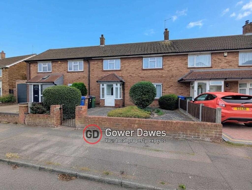 3-bed terraced on Morant Road, Chadwell St.Mary, £350,000