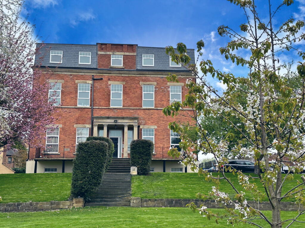 Main image of property: Woodlands Village,Wakefield,West Yorkshire,WF1 5FX