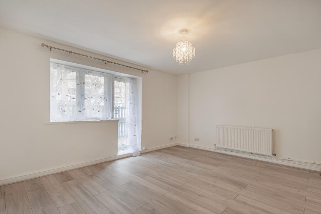 Apartment in London, Limehouse - View 4