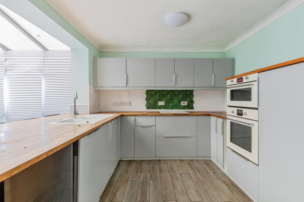 Baseley Way, Longford, Coventry, CV6 photo 4
