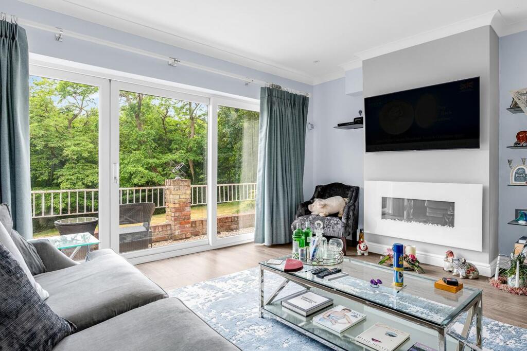 High Molewood, Hertford, SG14 photo 4