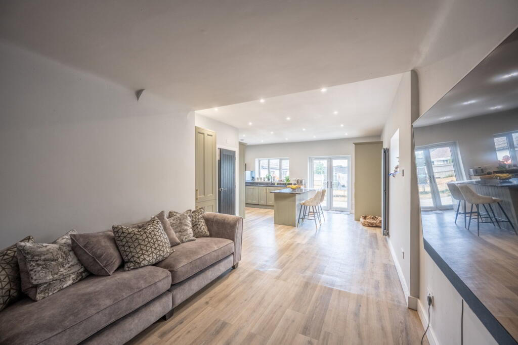 House in Southampton - View 5