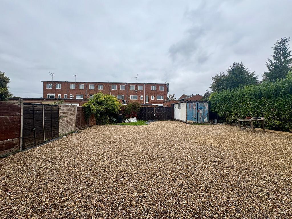 Main image of property: Ashwell Avenue, Luton, Bedfordshire, LU3 2HS