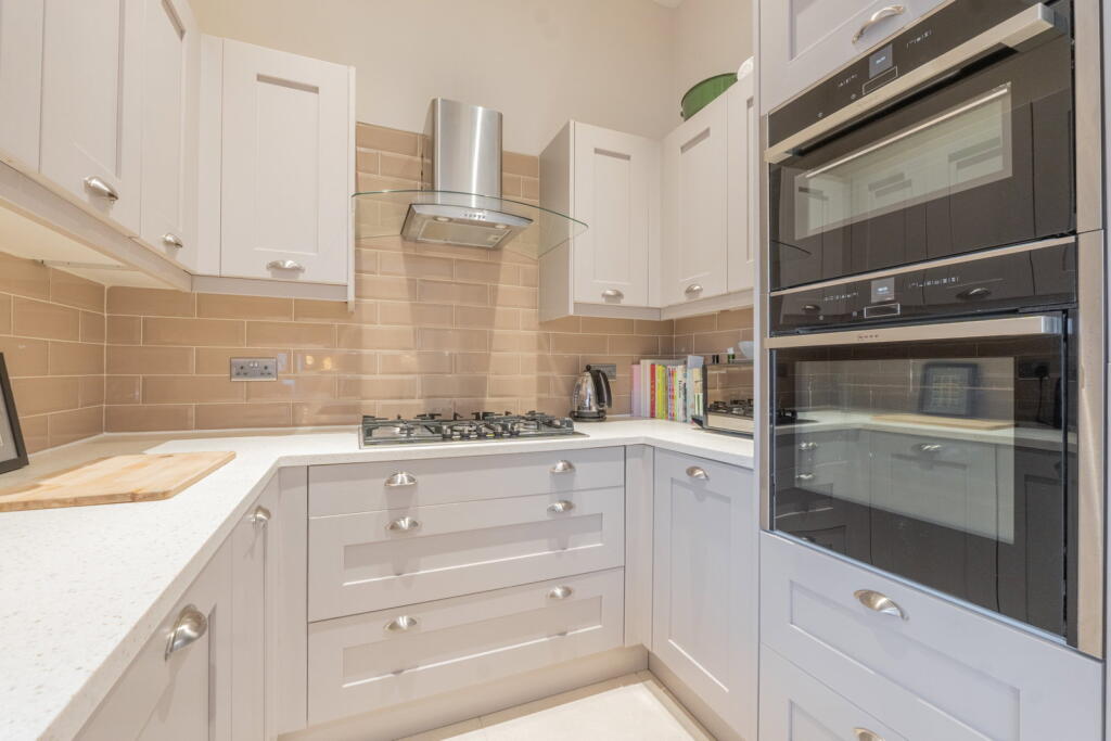 House in Solihull, Balsall - More