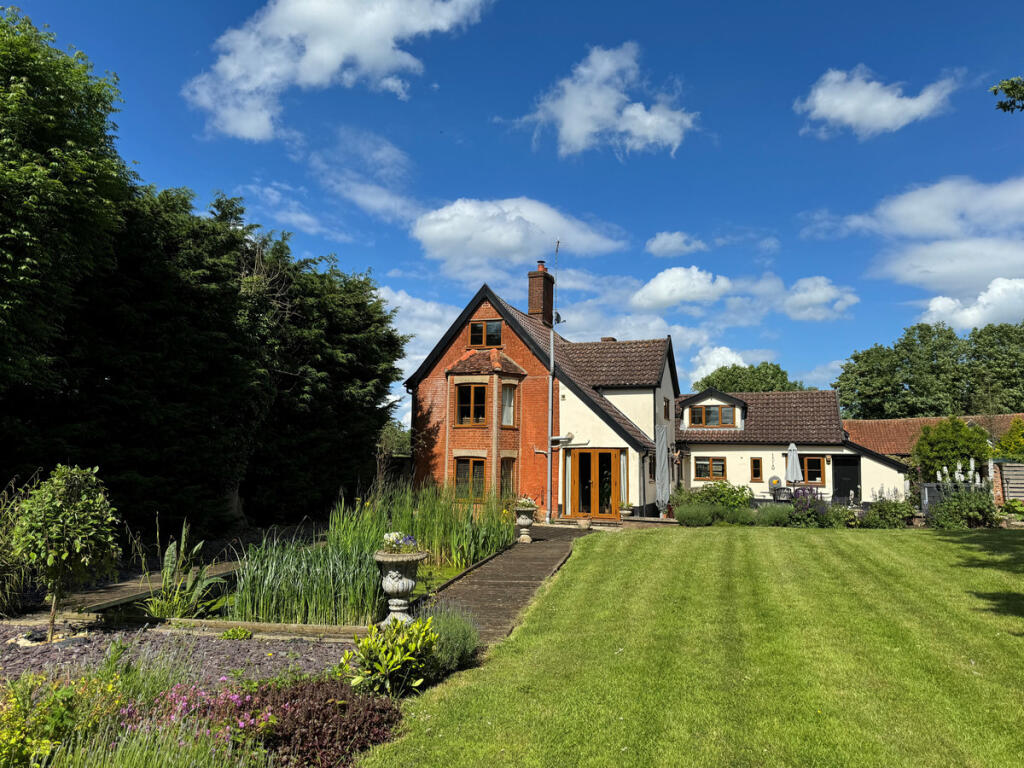 Main image of property: Bury Road, Wattisfield, IP22 1