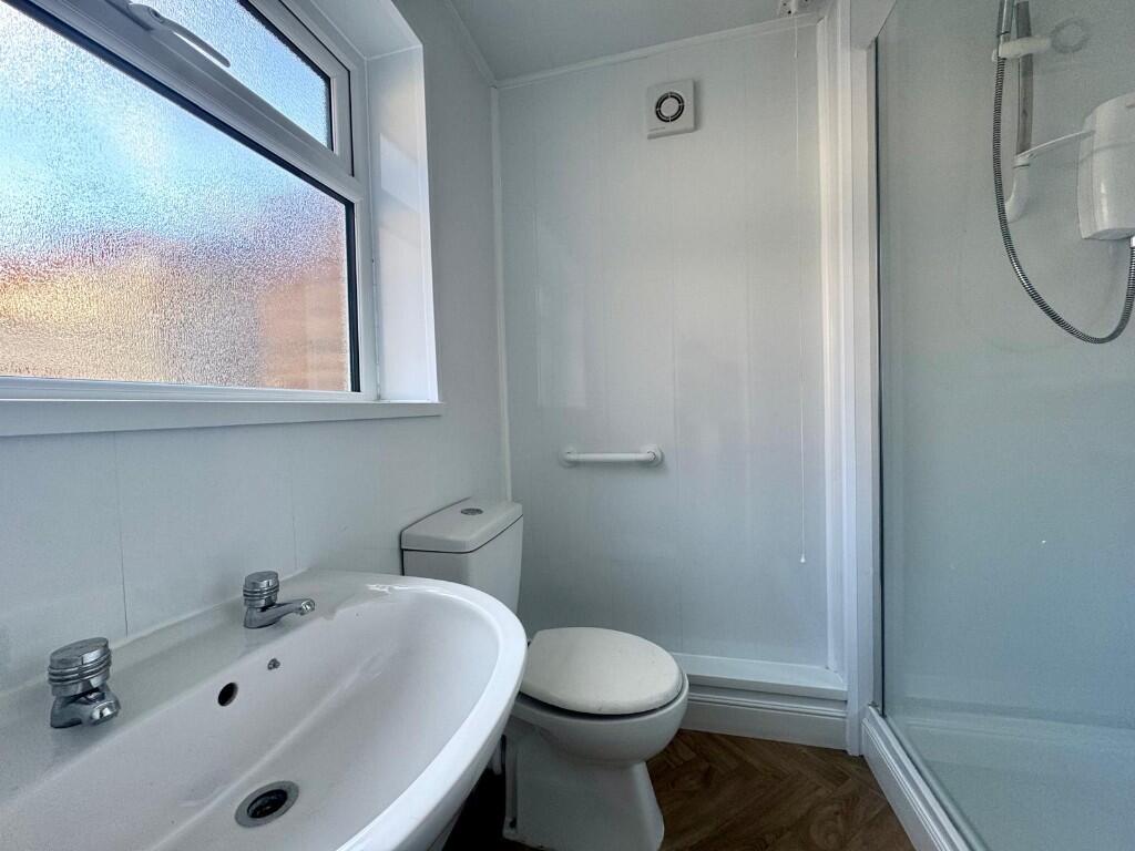 House in Stockton-on-Tees - More