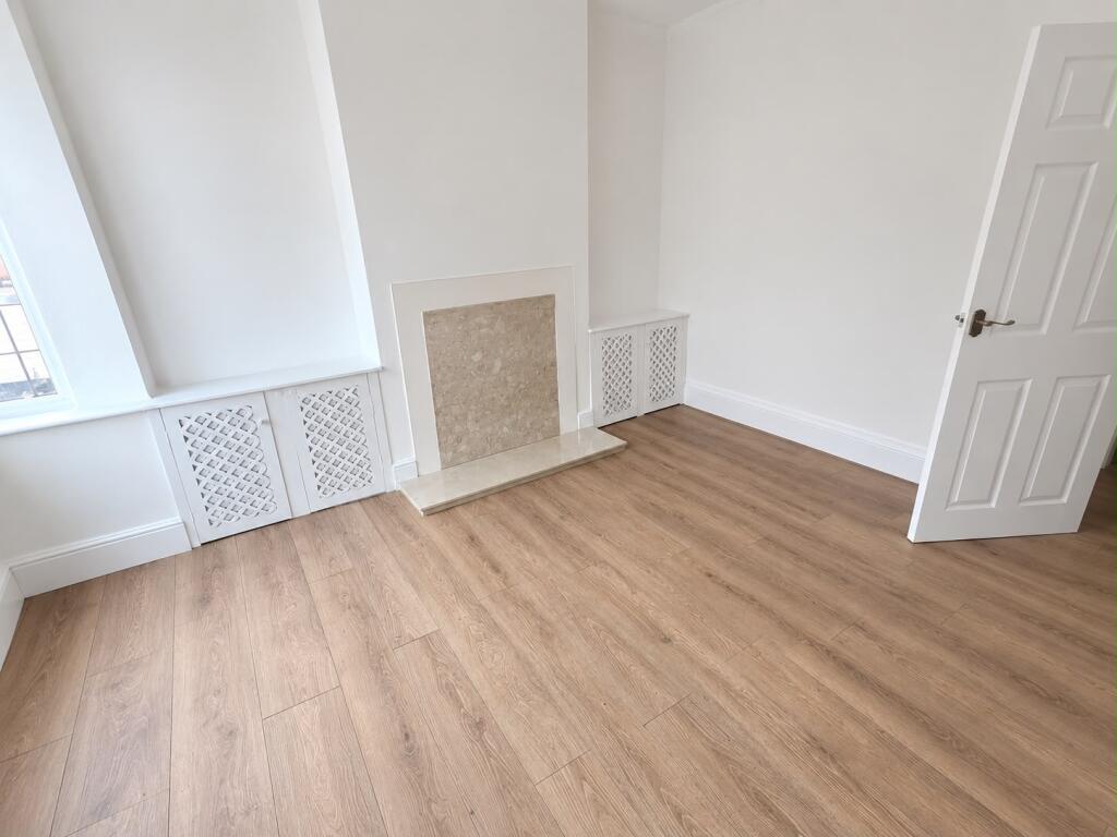 Frederick Road, Oldbury, B68 photo 2