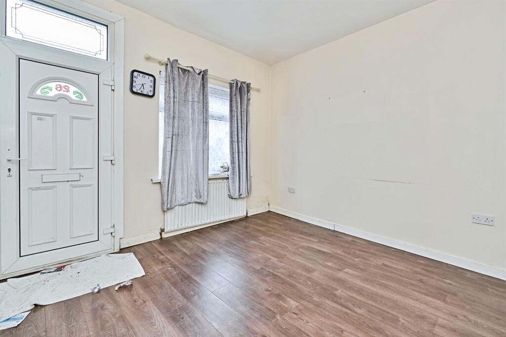 House in Sandwell, Kenrick Village - View 3