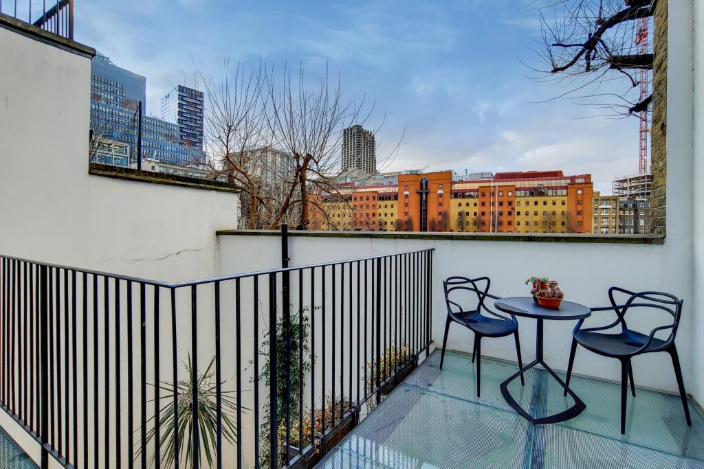 Apartment in London - View 4