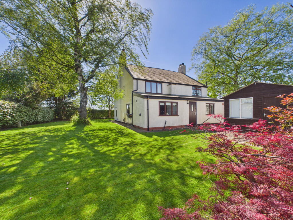 Main image of property: Lumber Lane, Burtonwood, Warrington, WA5 4AS