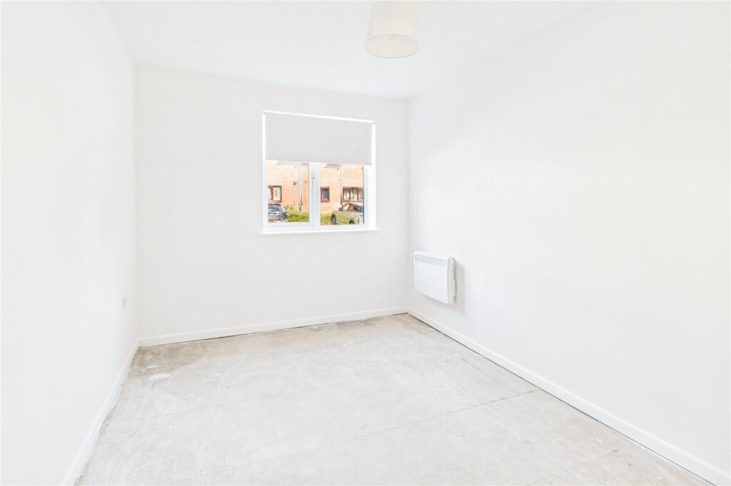 Apartment in Swindon - More