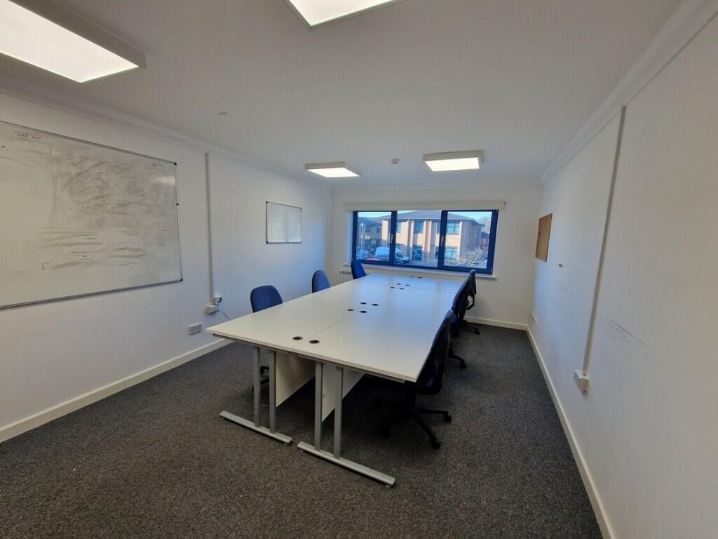 230 sq ft suite