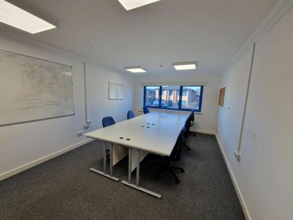 230 sq ft suite