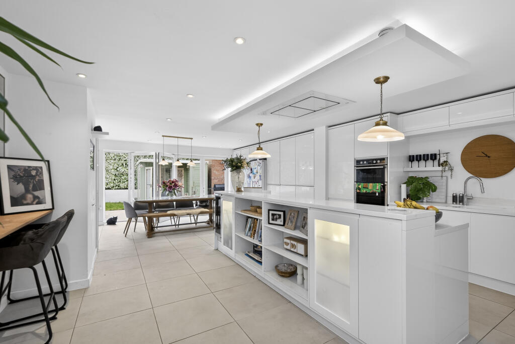 Main image of property: Cornish Grove, Chelmsford, CM3