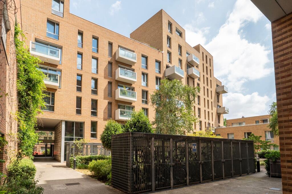 Main image of property: Devons Road, London, E3
