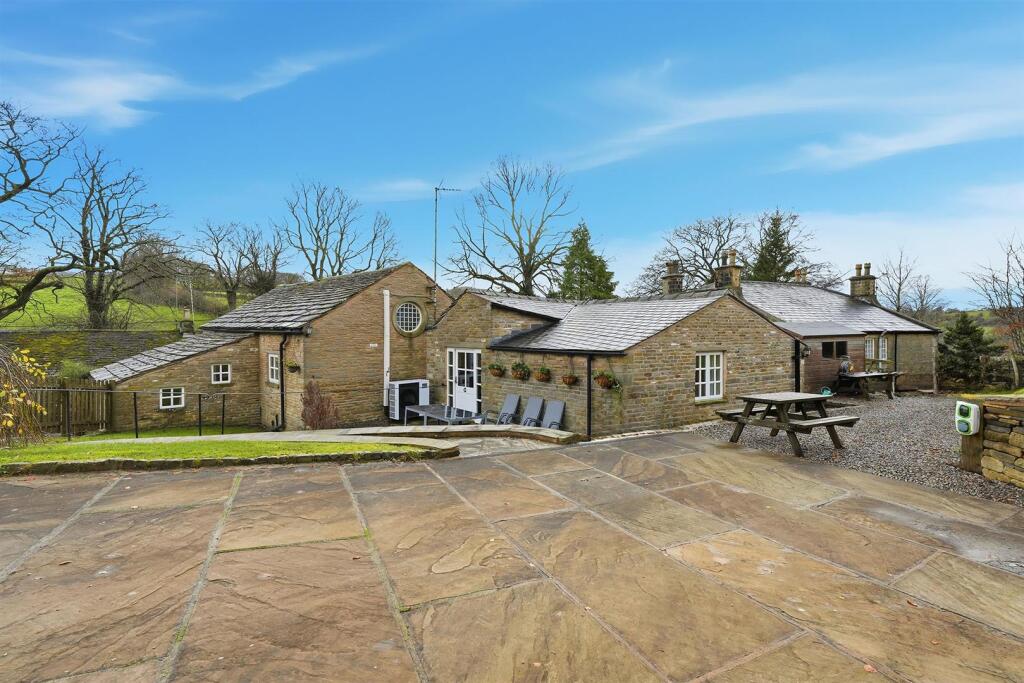 Main image of property: Kerridge End, Rainow, Macclesfield, SK10 5TF