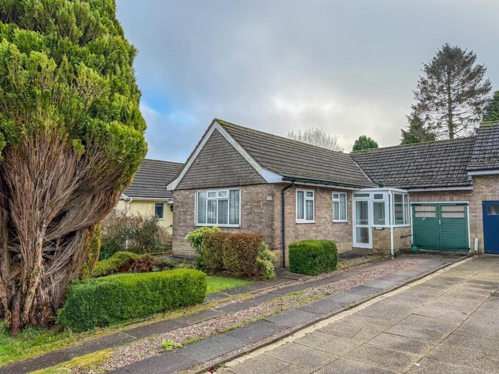 Main image of property: Ecclesbourne Drive, Buxton