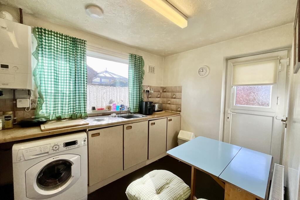 Osborne Avenue, Aston, Sheffield, S26 2BY photo 4