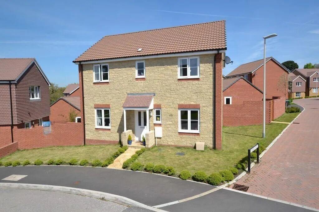 Main image of property: Thistle Close, Highweek, NEWTON ABBOT, Devon. 