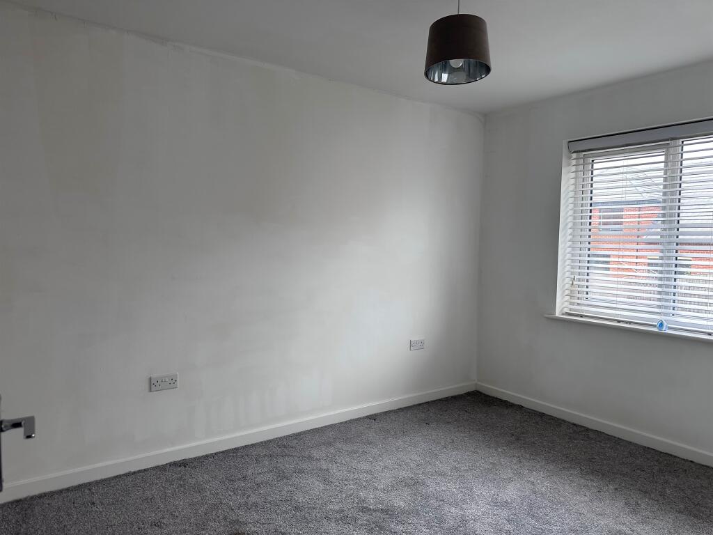House in Sheffield - View 4