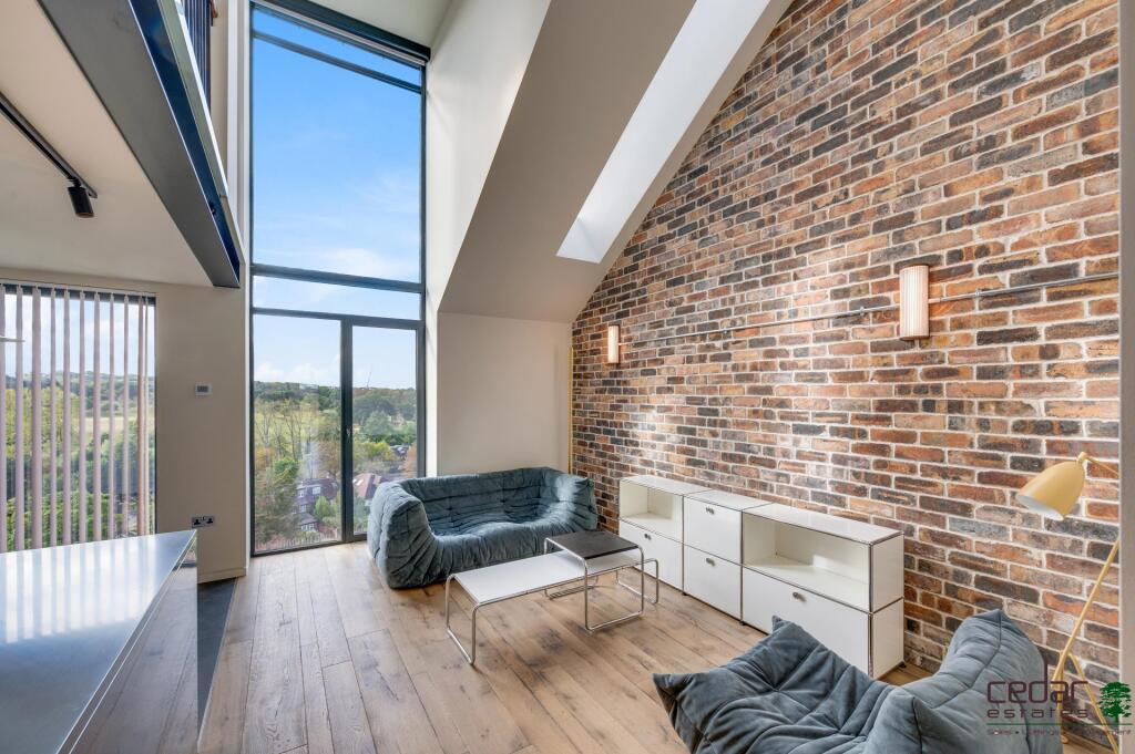 Main image of property: Great North Road, East Finchley N2