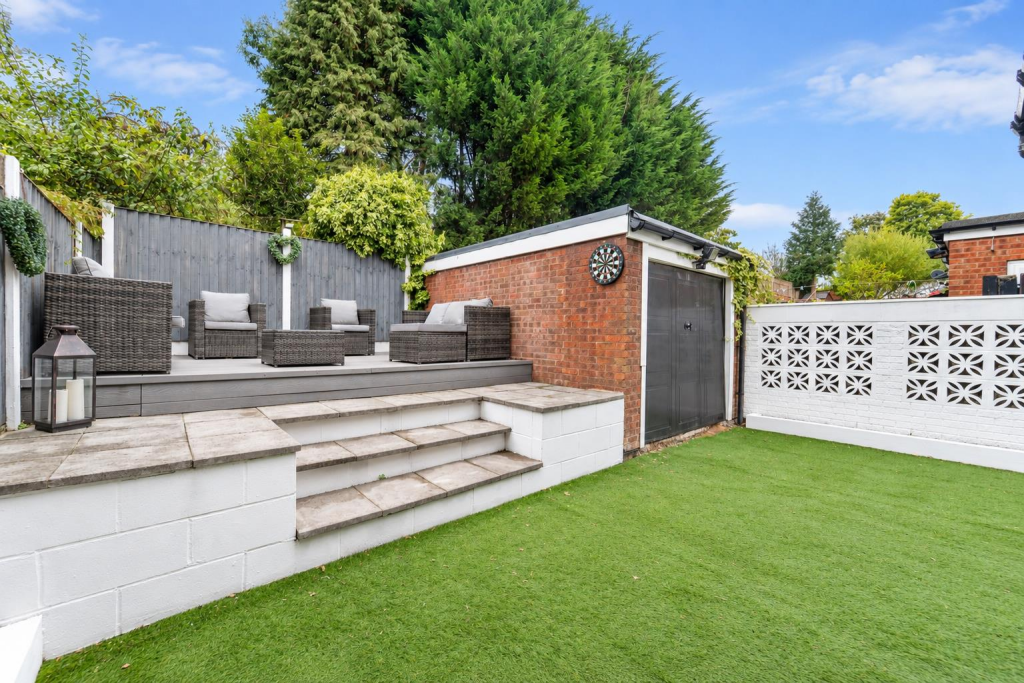 House in Oldham - More