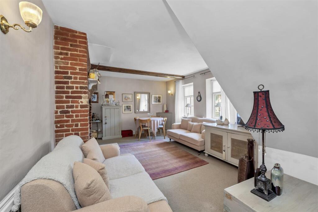 House in Ipswich - View 4