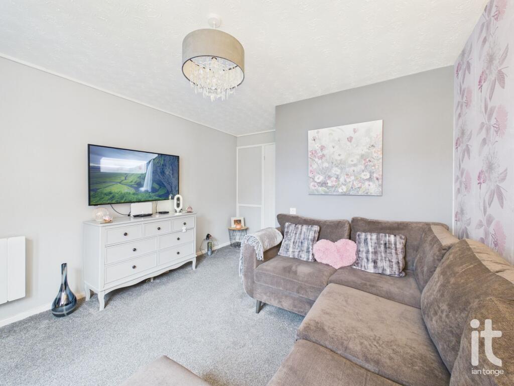 Apartment in Stockport - View 5