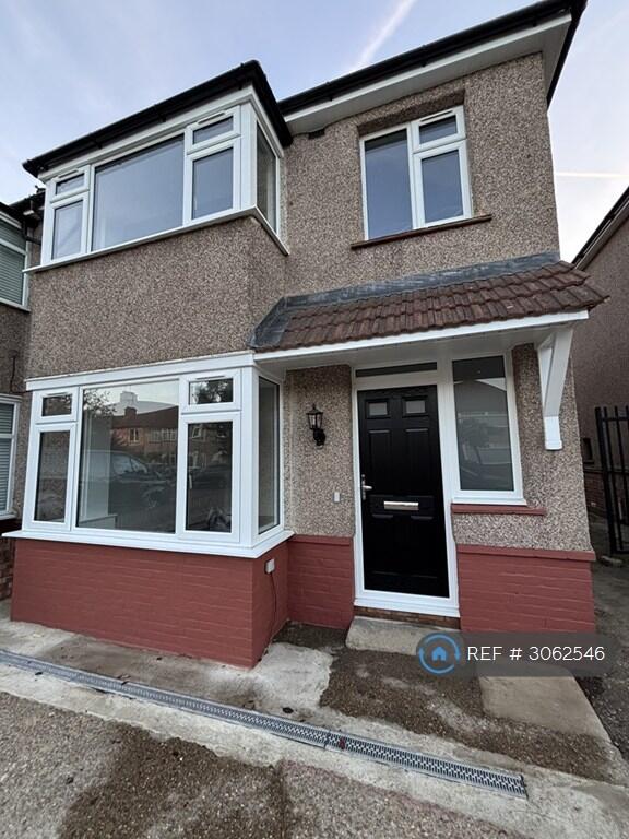 Main image of property: Kings Avenue, Greenford, UB6