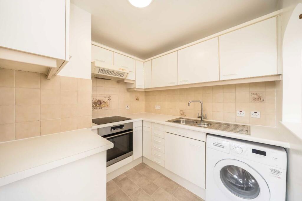 Apartment in London - View 4