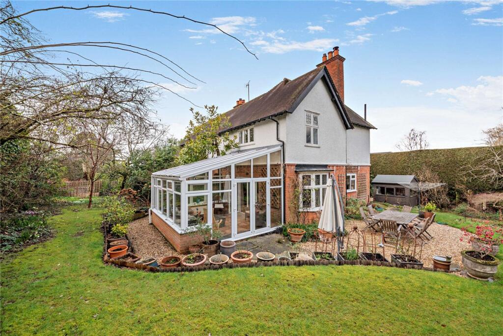 Main image of property: Andover Road, Newbury, Berkshire, RG14