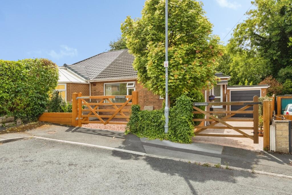 Main image of property: Howard Crescent, Durkar, Wakefield, West Yorkshire, WF4