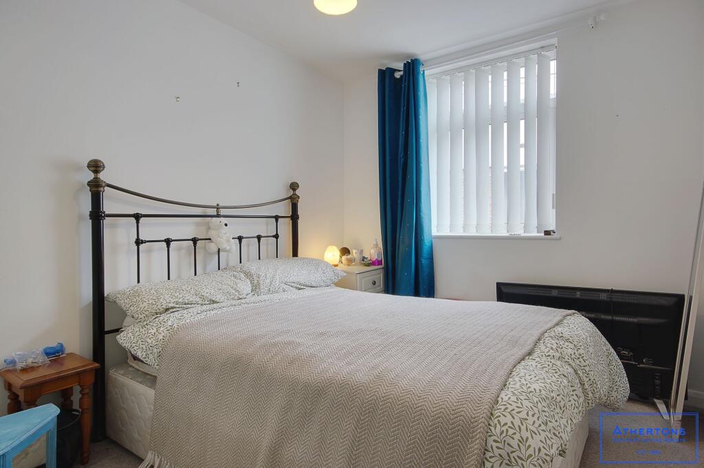 Wimborne Road, Bournemouth, BH9 - View 3