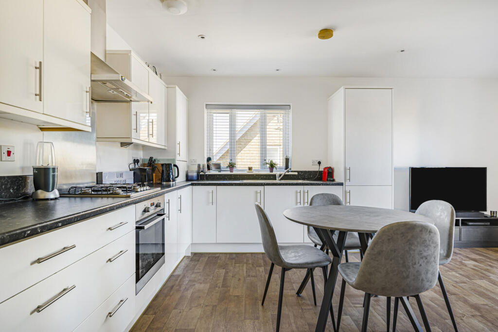 Apartment in Dartford - View 4