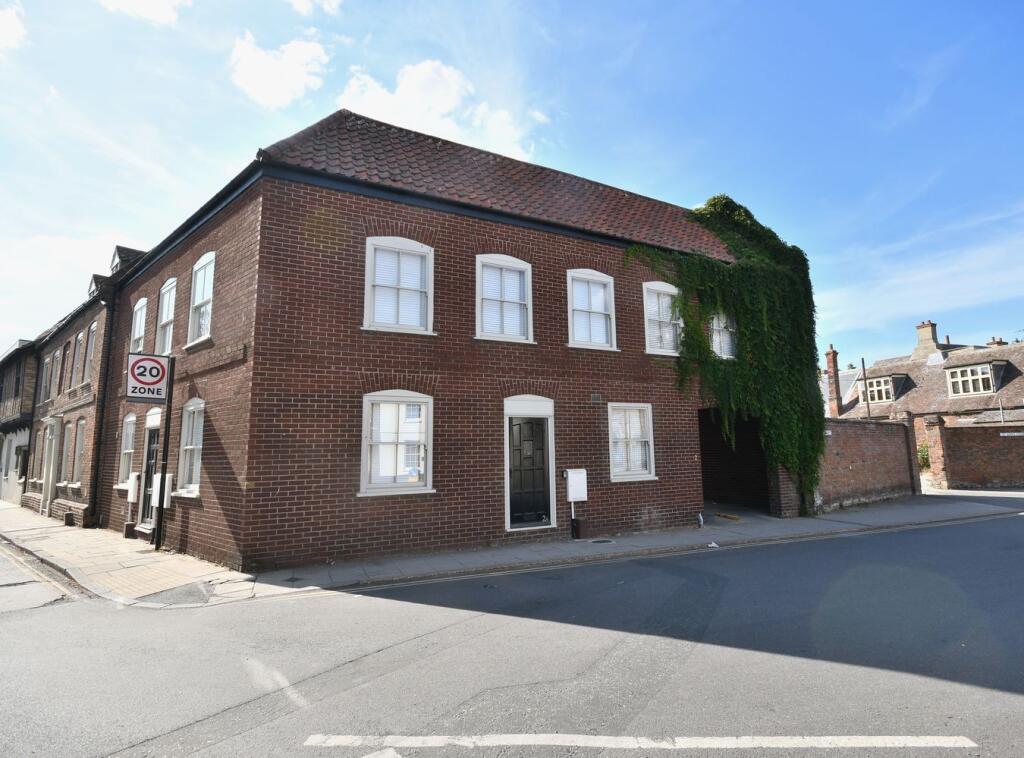 Main image of property: St Nicholas Street, King's Lynn, PE30