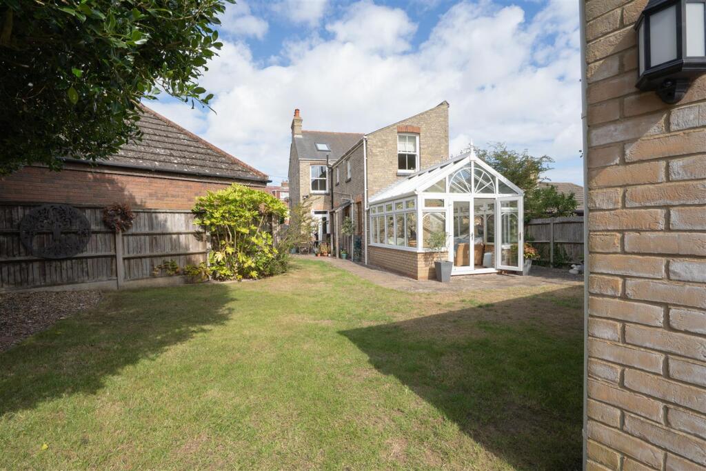 House in East Suffolk, Pakefield, Lowestoft - View 2