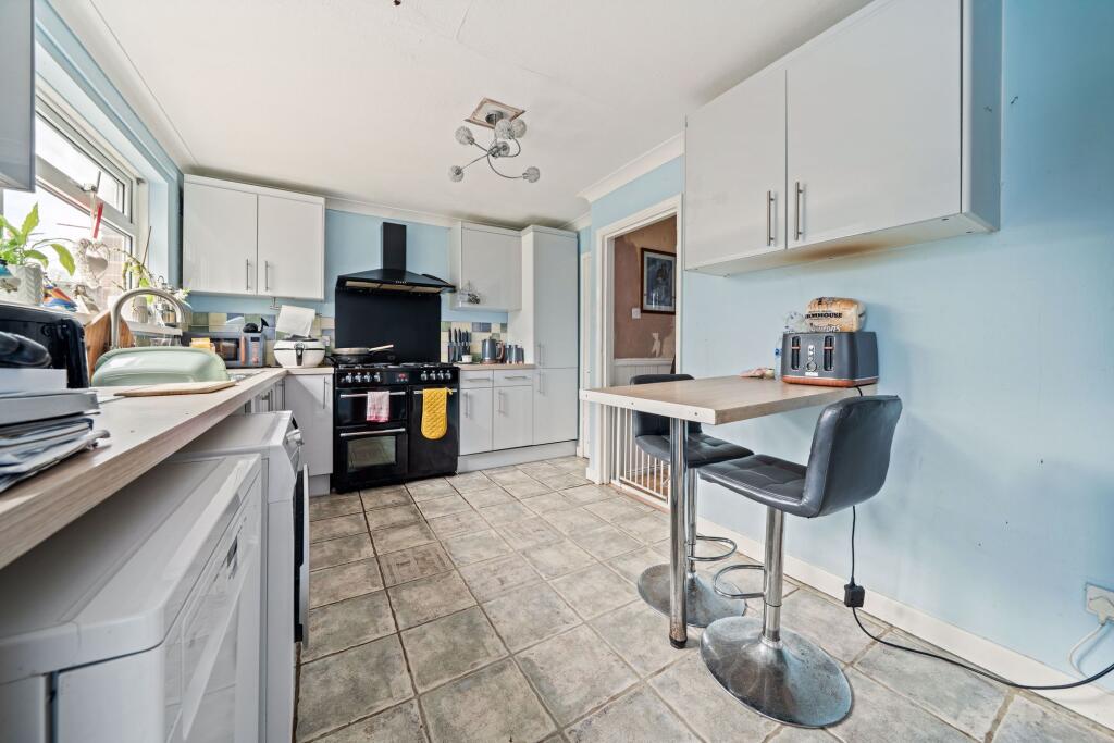 Dale Valley Road, Poole, BH15