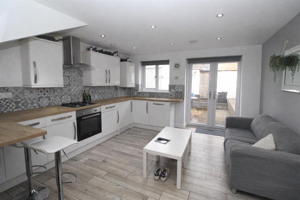 Main image of property: Parkfield Place, Cardiff, CF14 3AR