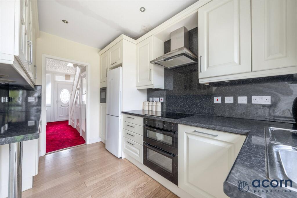 Lynton Avenue, Colindale, London, NW9 photo 3