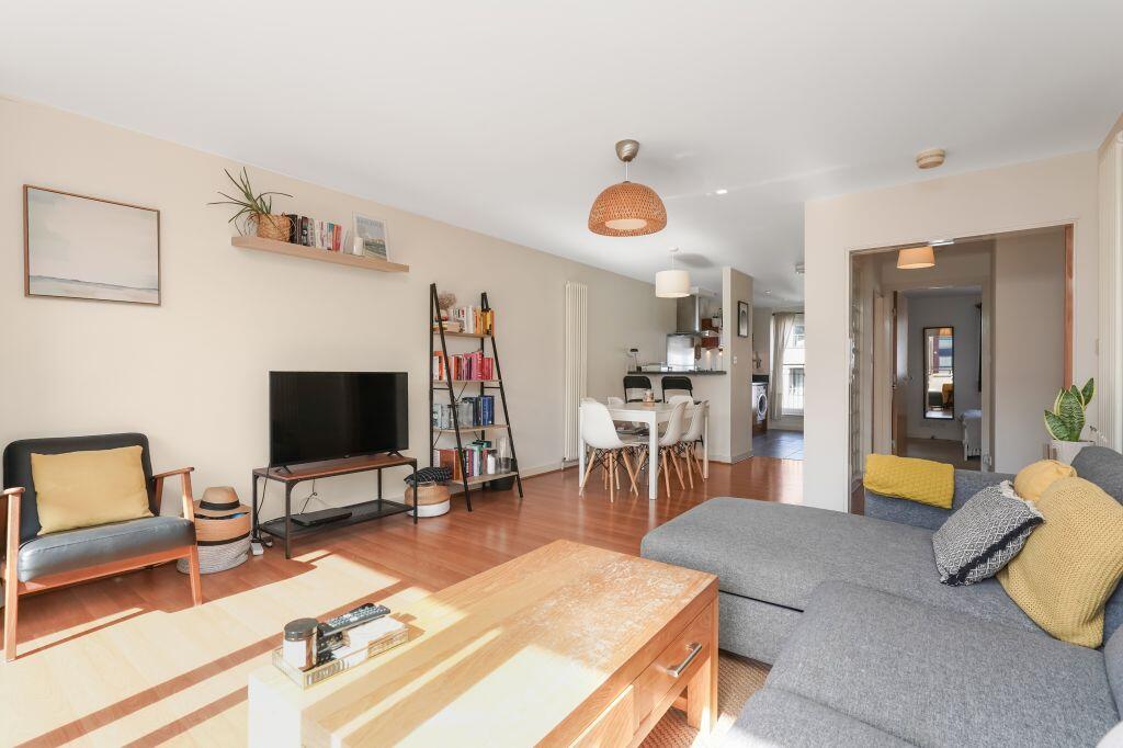 Main image of property: 4/10 East Pilton Farm Avenue, EH5 2GA