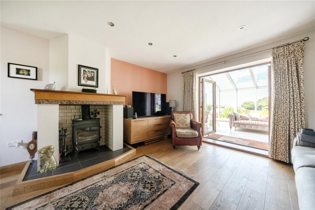 Chepstow Road, Llangwm, Usk, Monmouthshire, NP15 photo 4