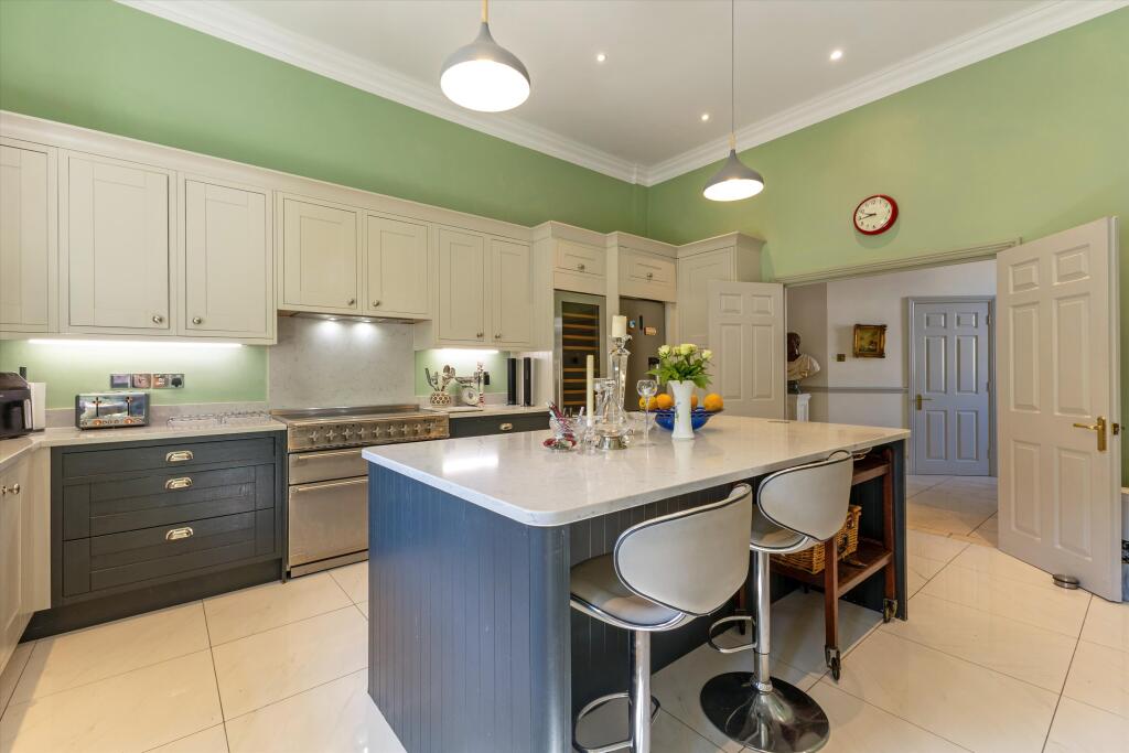 House in East Hampshire, East Meon - View 3
