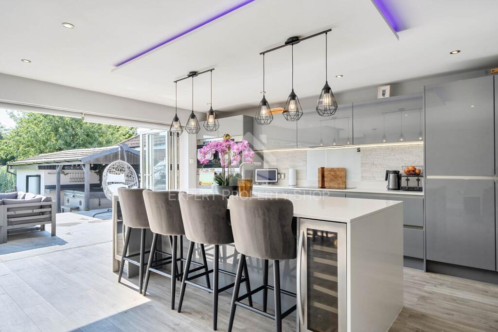 Walmley Road, Sutton Coldfield photo 5