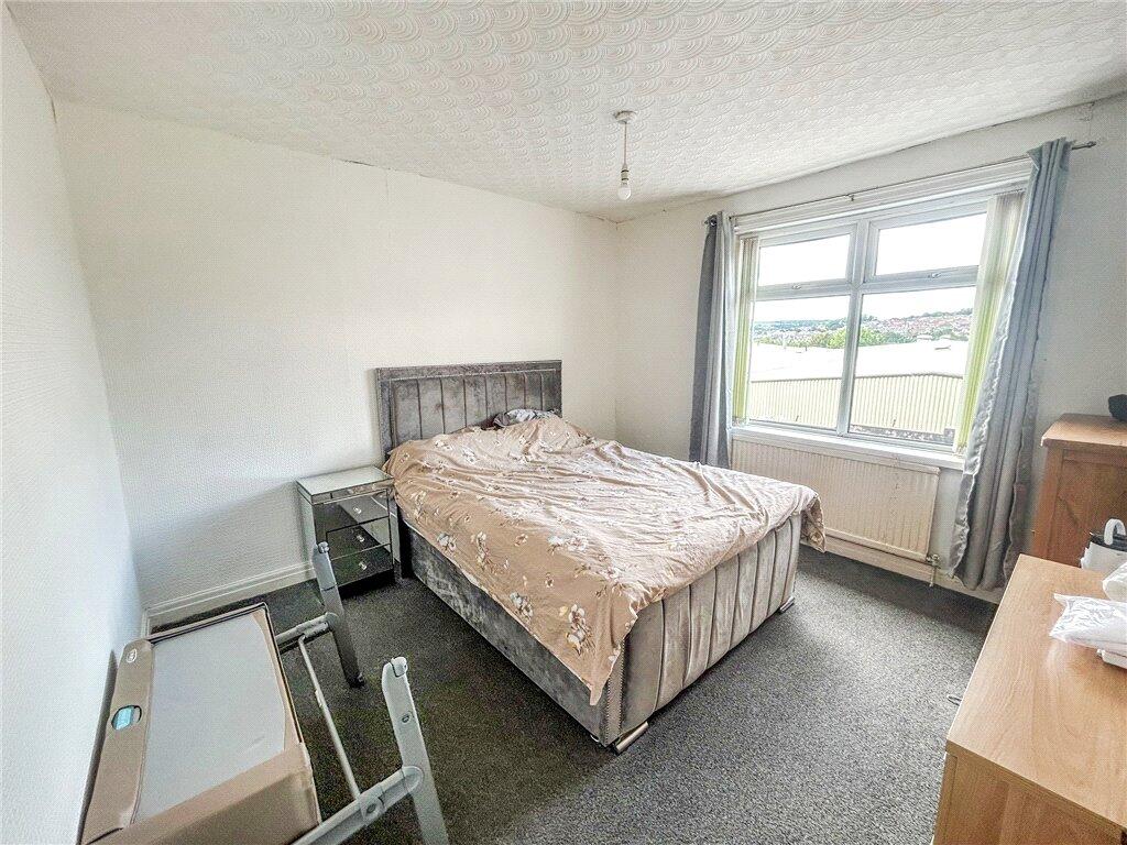 House in Bradford, Keighley - View 6