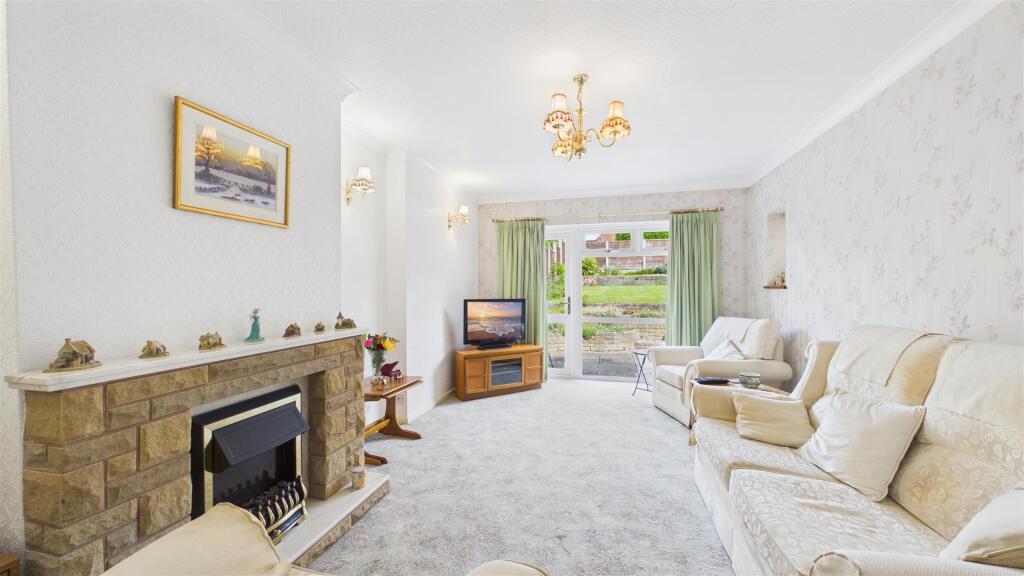 House in Dudley, West Midlands - View 3