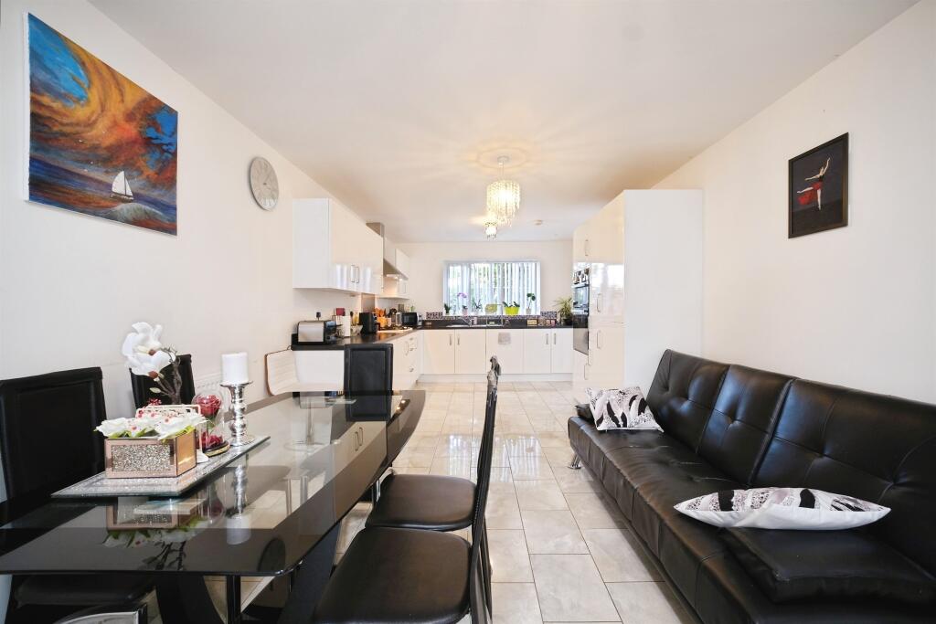 House in Hereford, Holmer & Shelwick - More