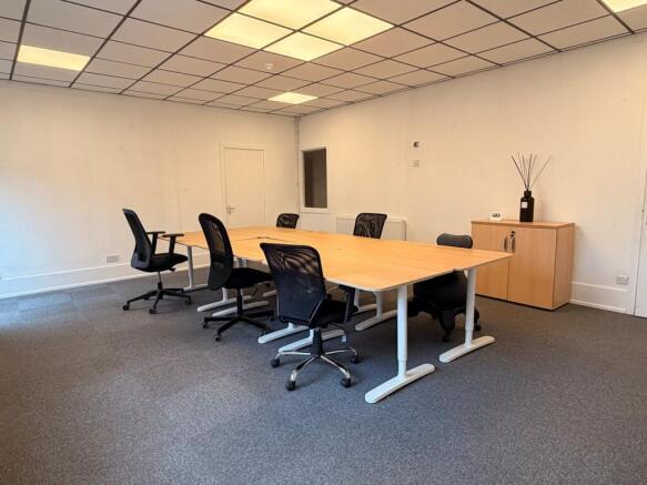 Unit 5 Open Plan Office.jpg
