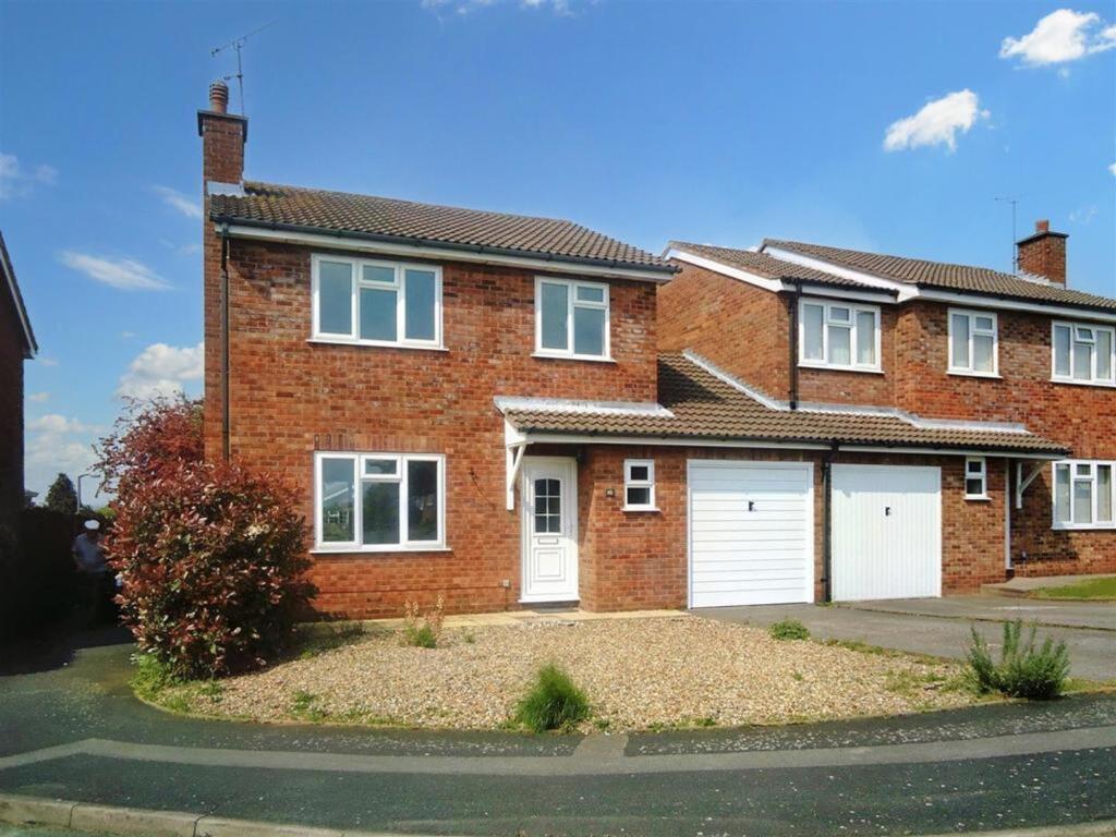 Locke Way, Stafford, ST16, Stafford